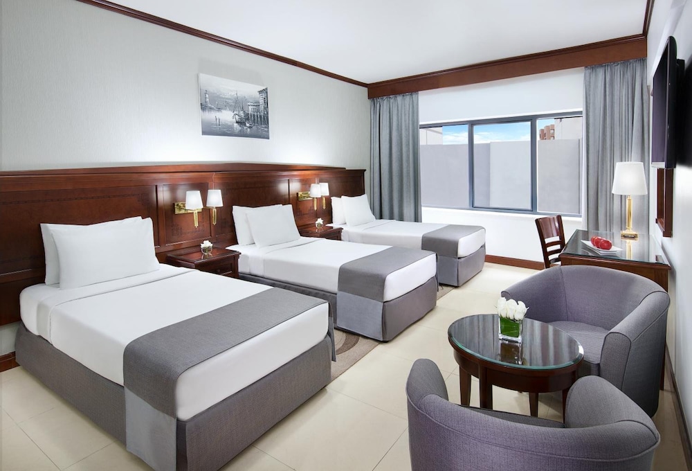 Admiral Plaza Hotel Dubai — Hotel rooms in Dubai