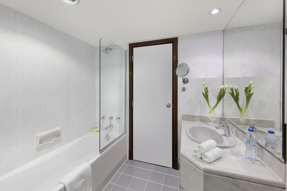 Admiral Plaza Hotel Dubai — Hotel rooms in Dubai