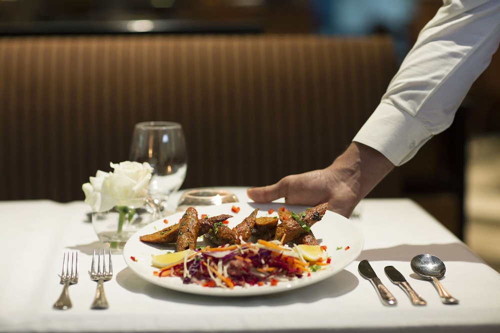 Admiral Plaza Hotel Dubai — Restaurant & bars in Dubai