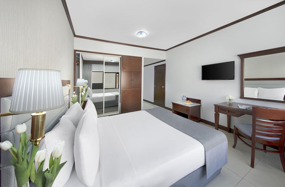 Admiral Plaza Hotel Dubai — Hotel rooms in Dubai