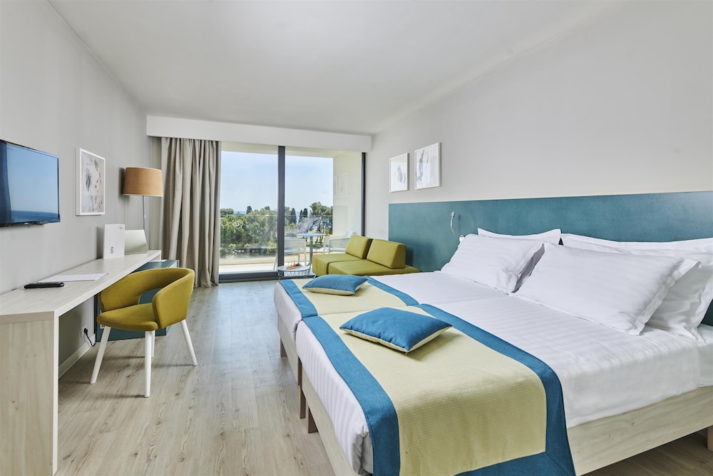 Hotel Sipar Plava Laguna — Hotel rooms in Umag, Istria