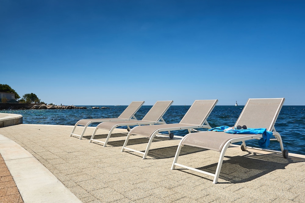 Hotel Sipar Plava Laguna — Beach in Umag, Istria