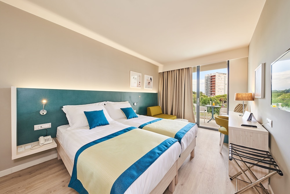 Hotel Sipar Plava Laguna — Hotel rooms in Umag, Istria