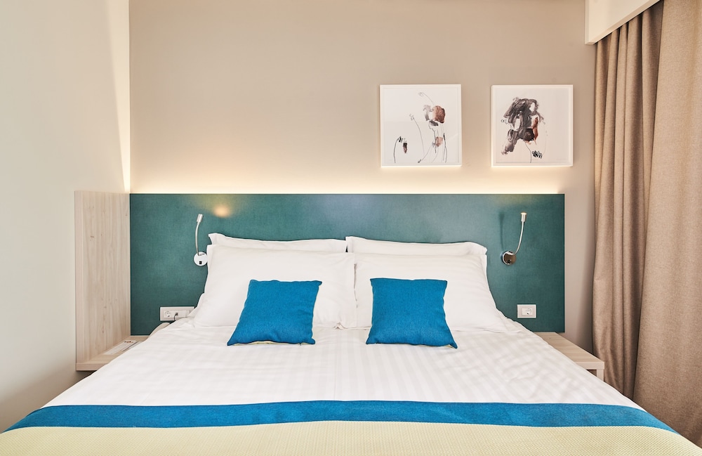 Hotel Sipar Plava Laguna — Hotel rooms in Umag, Istria