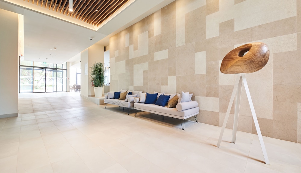Hotel Sipar Plava Laguna — Hotel building in Umag, Istria