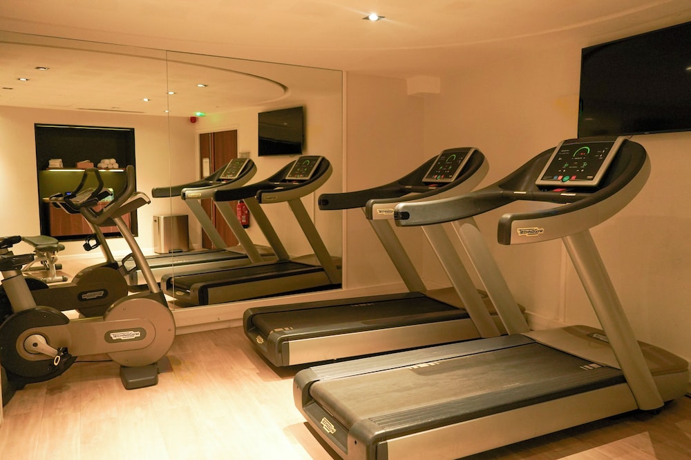 Pullman Paris Tour Eiffel — Sports & recreation in Paris, Ile-de-France