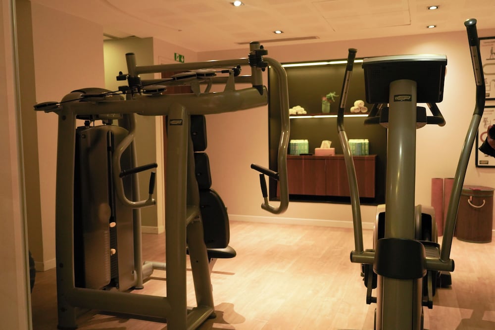 Pullman Paris Tour Eiffel — Sports & recreation in Paris, Ile-de-France