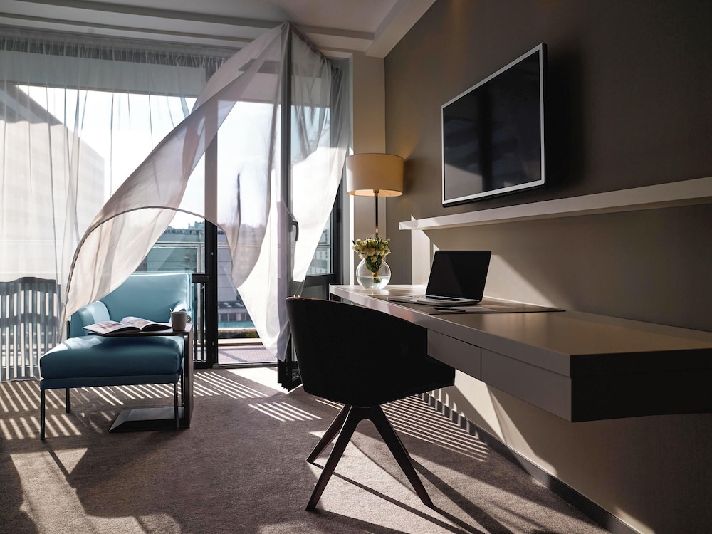Pullman Paris Tour Eiffel — Hotel rooms in Paris, Ile-de-France