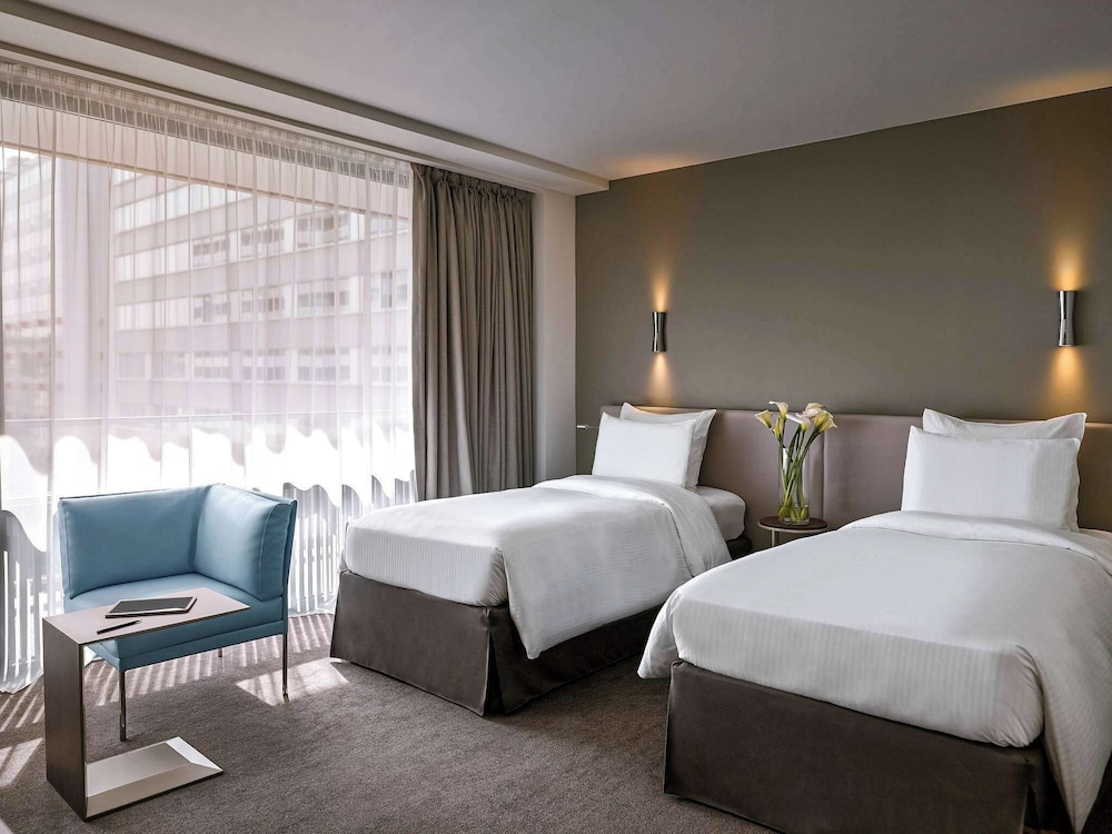 Pullman Paris Tour Eiffel — Hotel rooms in Paris, Ile-de-France