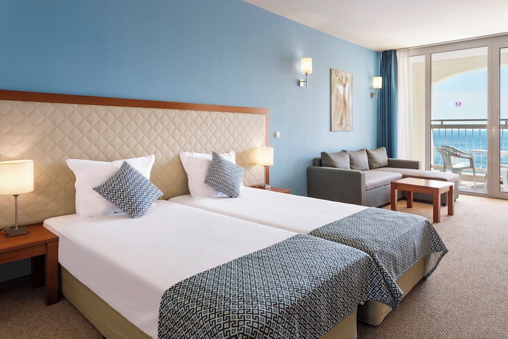Sol Luna Bay Resort — Hotel rooms in Obzor, Burgas Region
