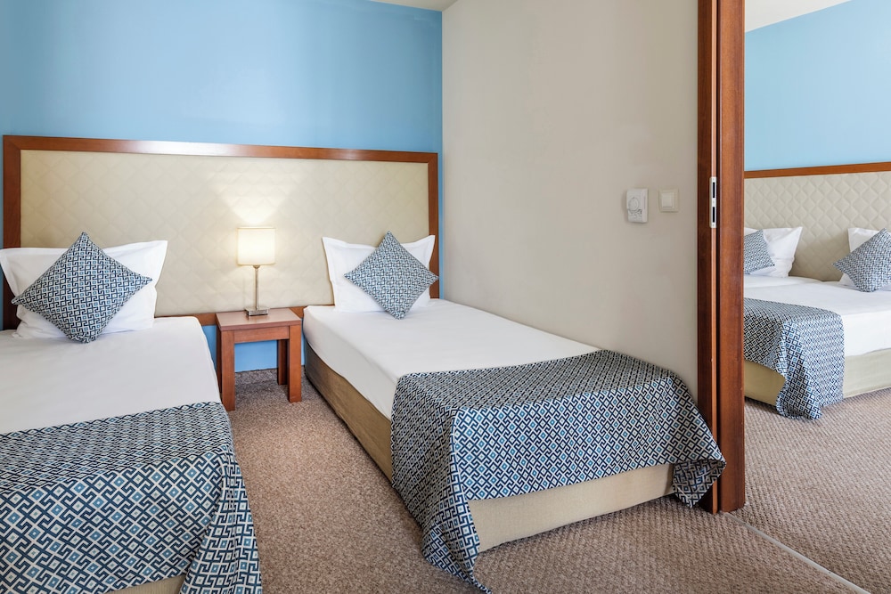 Sol Luna Bay Resort — Hotel rooms in Obzor, Burgas Region