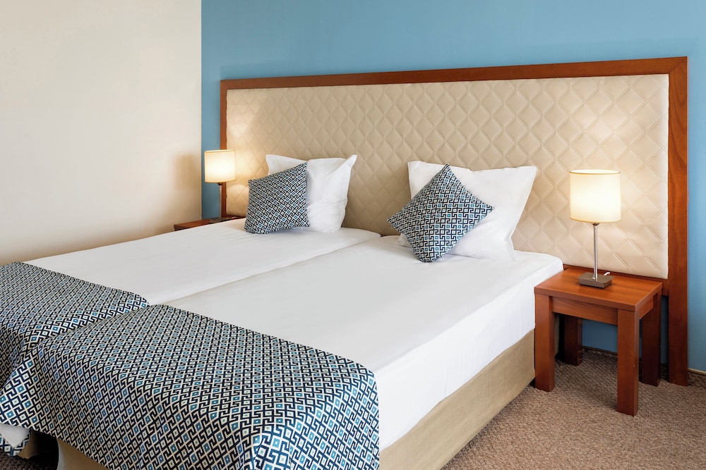 Sol Luna Bay Resort — Hotel rooms in Obzor, Burgas Region