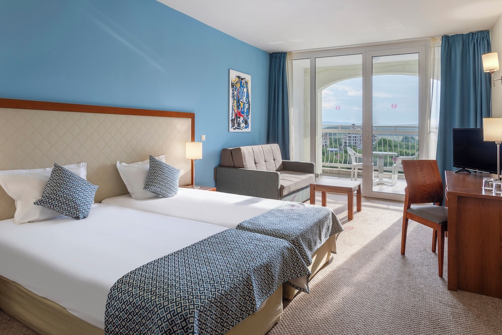 Sol Luna Bay Resort — Hotel rooms in Obzor, Burgas Region