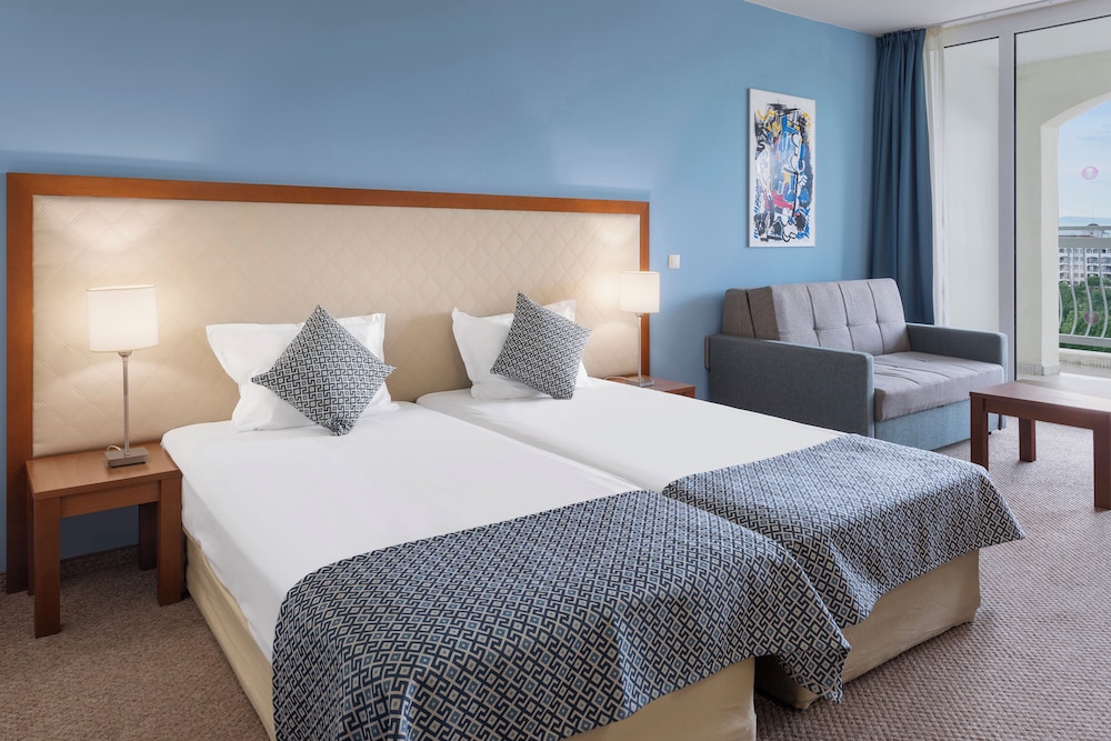 Sol Luna Bay Resort — Hotel rooms in Obzor, Burgas Region