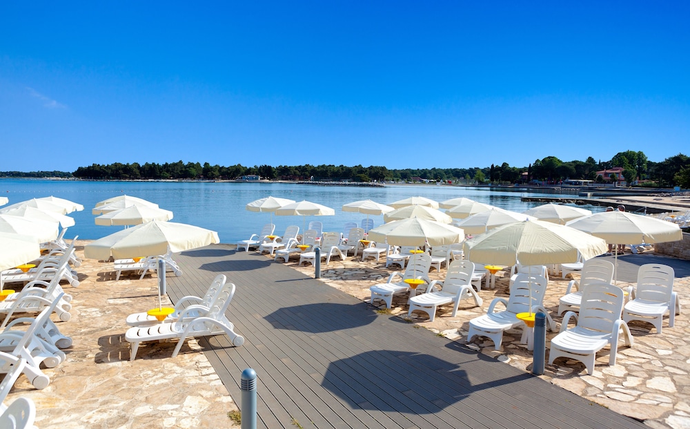 Residence Umag Plava Laguna — Beach in Umag, Istria