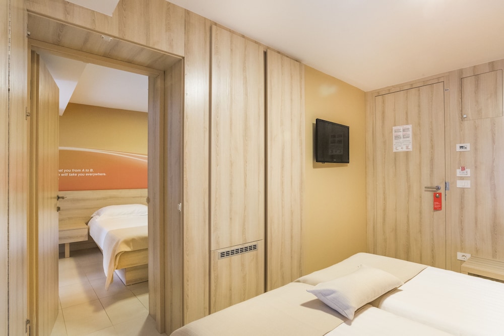 Residence Umag Plava Laguna — Hotel rooms in Umag, Istria