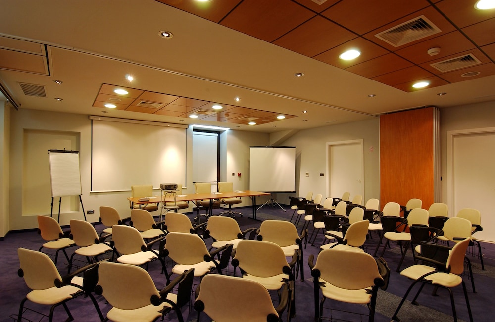 Residence Umag Plava Laguna — Hotel building in Umag, Istria