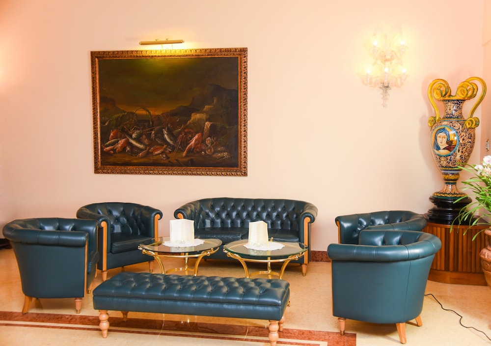 Hotel Antiche Mura — Hotel building in Sorrento, Campania