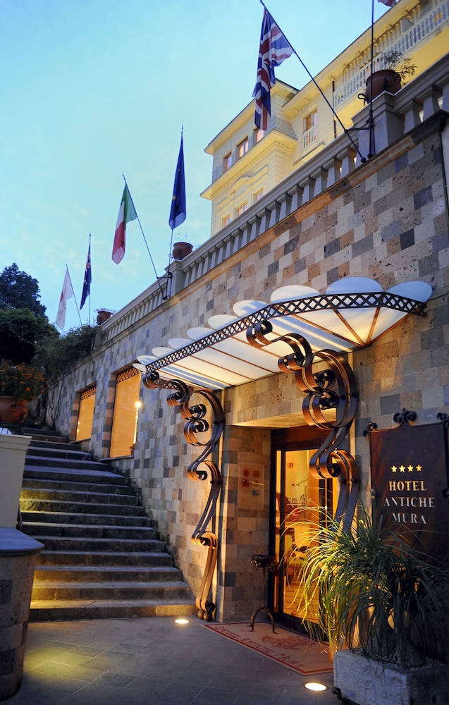Hotel Antiche Mura — Hotel building in Sorrento, Campania