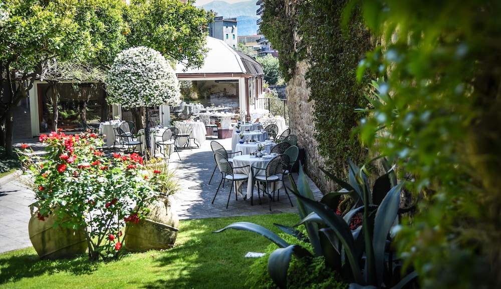 Hotel Antiche Mura — Restaurant & bars in Sorrento, Campania