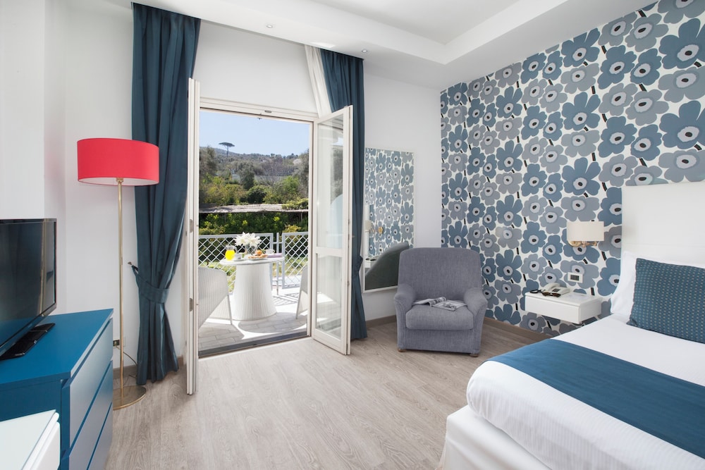 Atlantic Palace Hotel — Hotel rooms in Sorrento, Campania