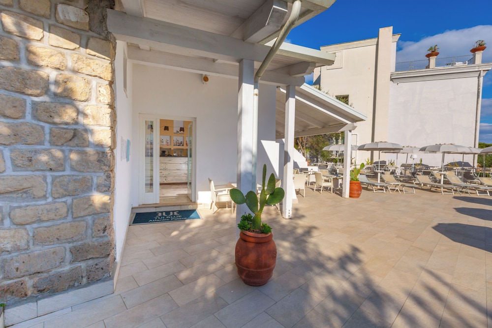 Atlantic Palace Hotel — Hotel building in Sorrento, Campania