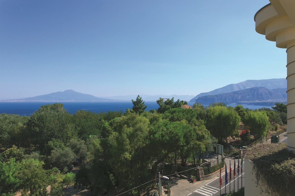 Atlantic Palace Hotel — Attractions in the area in Sorrento, Campania