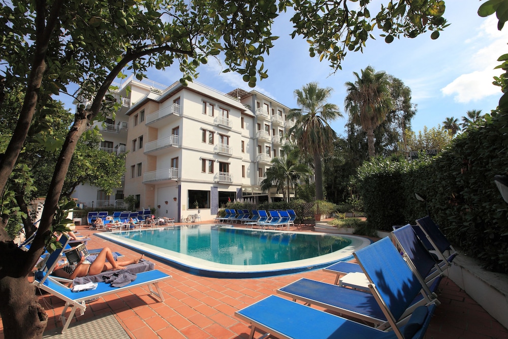 Hotel Caravel - zdjęcie 3