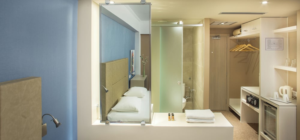 Alexandros Hotel Athens, Vassilicos House of Hospitality — Hotel rooms in Athens, Attica