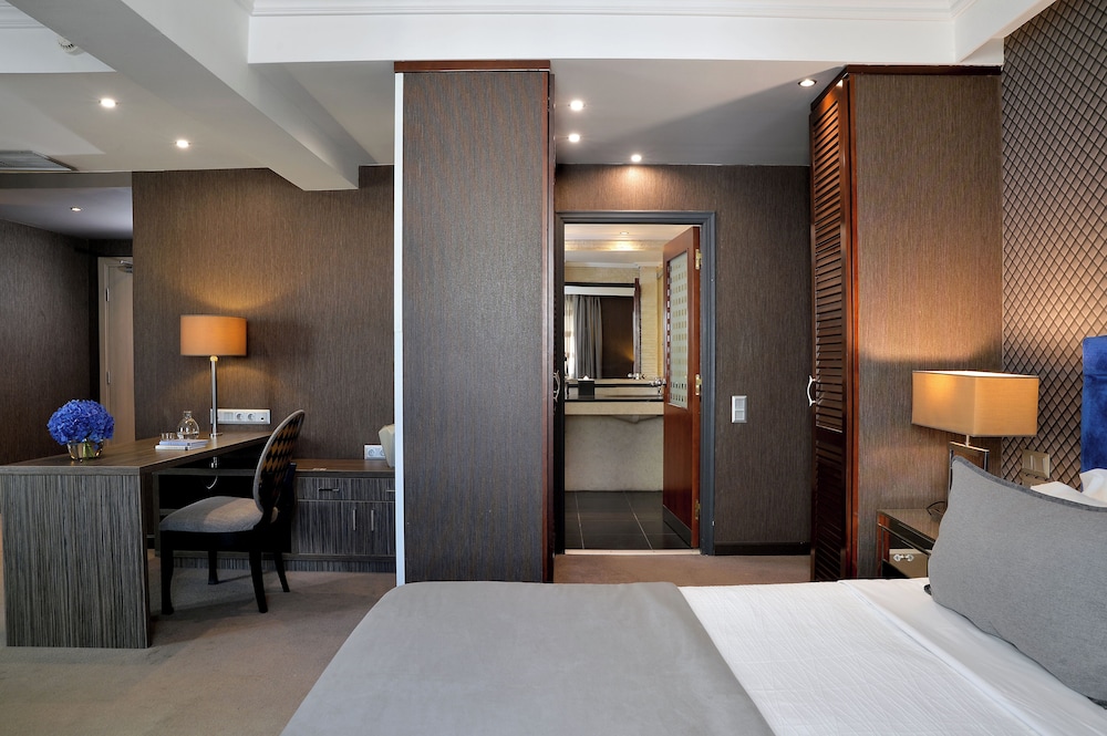 Alexandros Hotel Athens, Vassilicos House of Hospitality — Hotel rooms in Athens, Attica