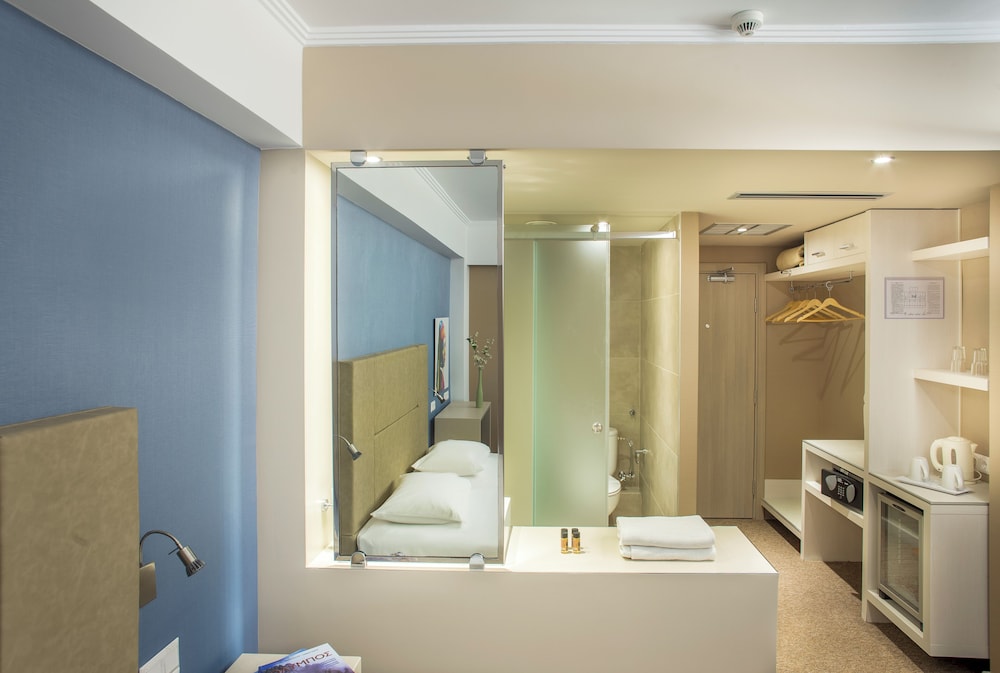 Alexandros Hotel Athens, Vassilicos House of Hospitality — Hotel rooms in Athens, Attica