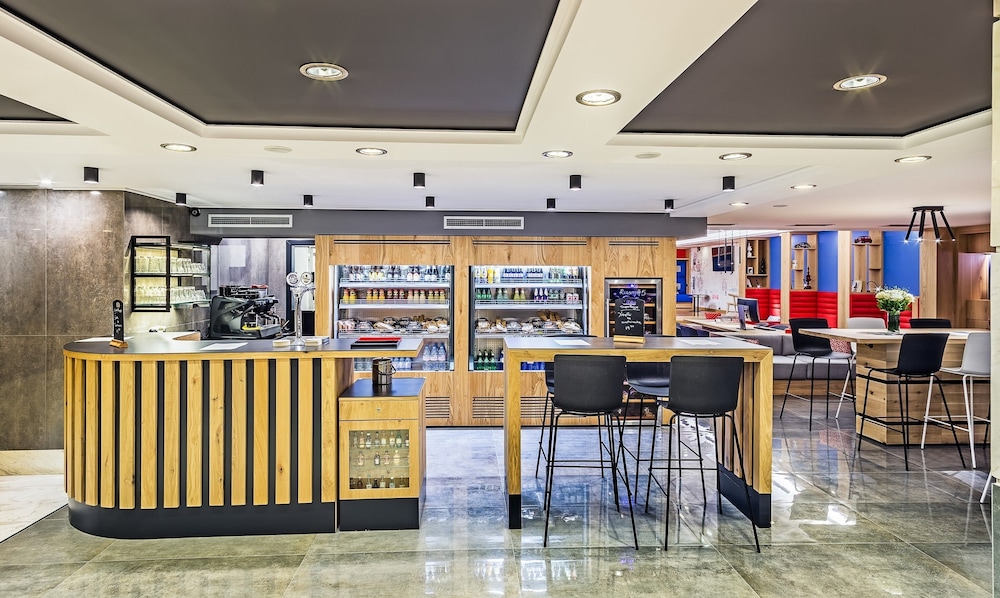 Alexandros Hotel Athens, Vassilicos House of Hospitality — Restaurant & bars in Athens, Attica