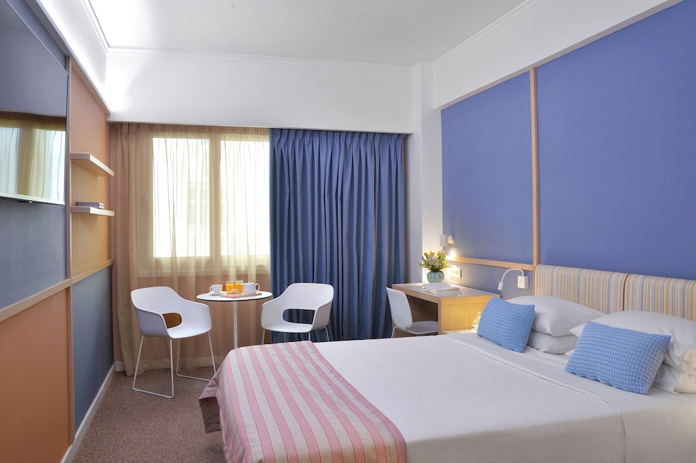 Alexandros Hotel Athens, Vassilicos House of Hospitality — Hotel rooms in Athens, Attica