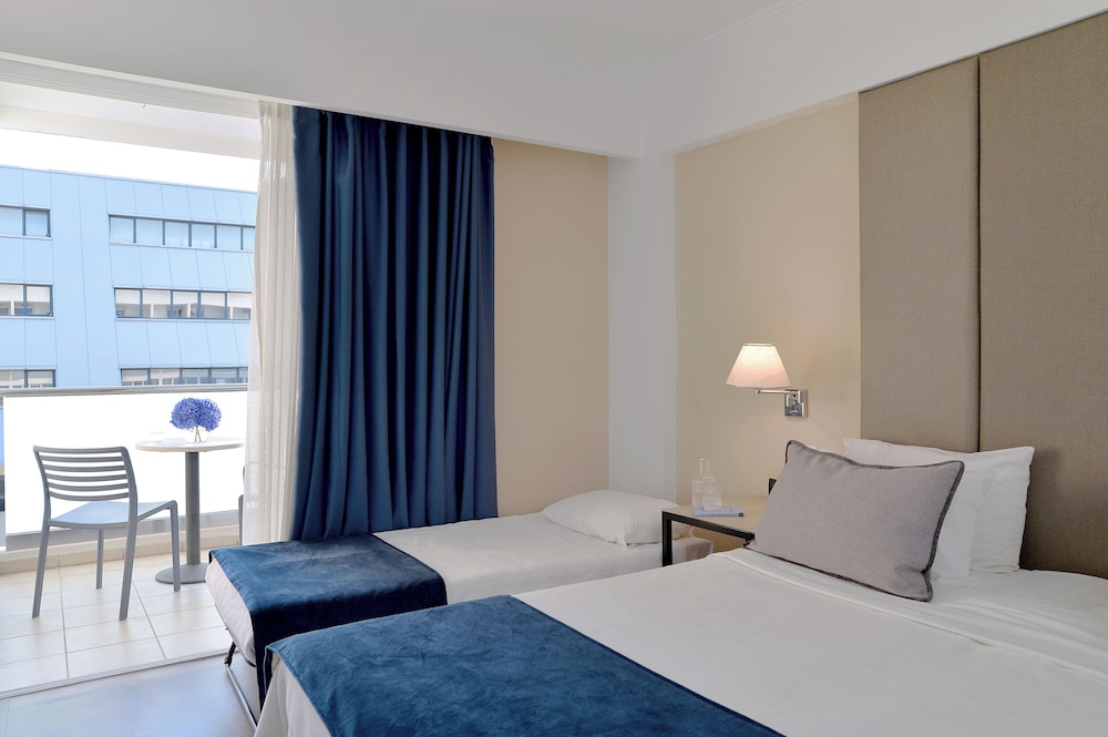 Alexandros Hotel Athens, Vassilicos House of Hospitality — Hotel rooms in Athens, Attica