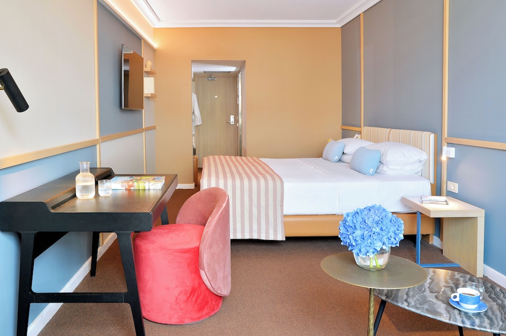 Alexandros Hotel Athens, Vassilicos House of Hospitality — Hotel rooms in Athens, Attica