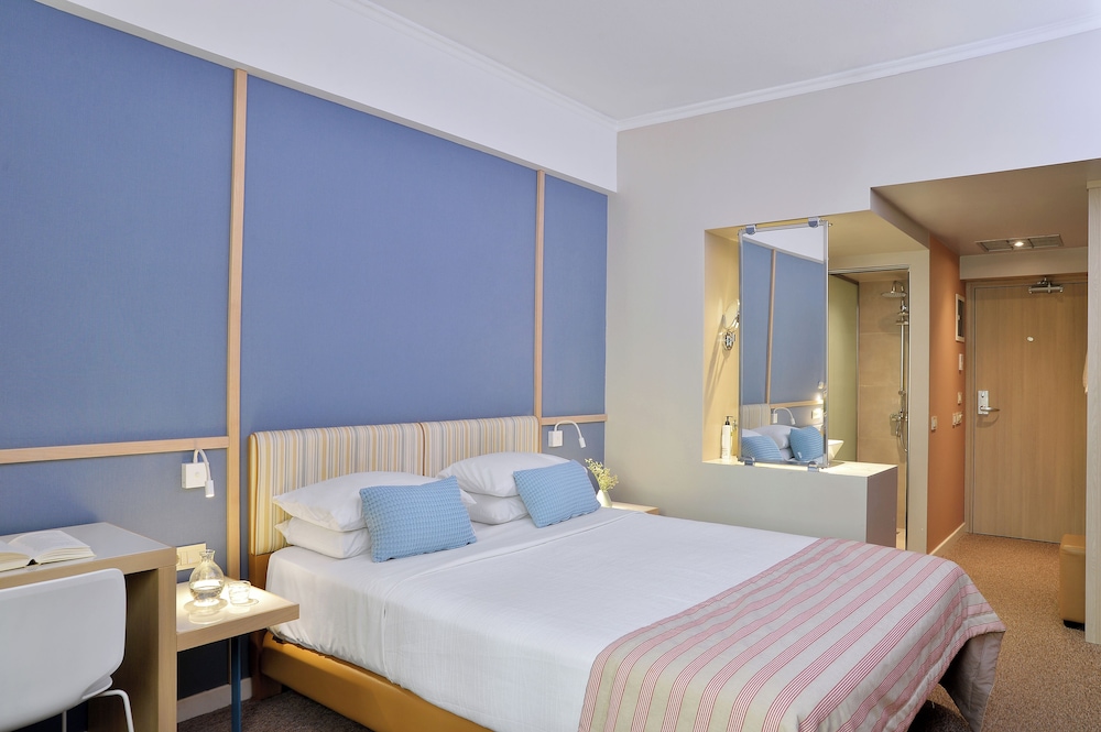Alexandros Hotel Athens, Vassilicos House of Hospitality — Hotel rooms in Athens, Attica