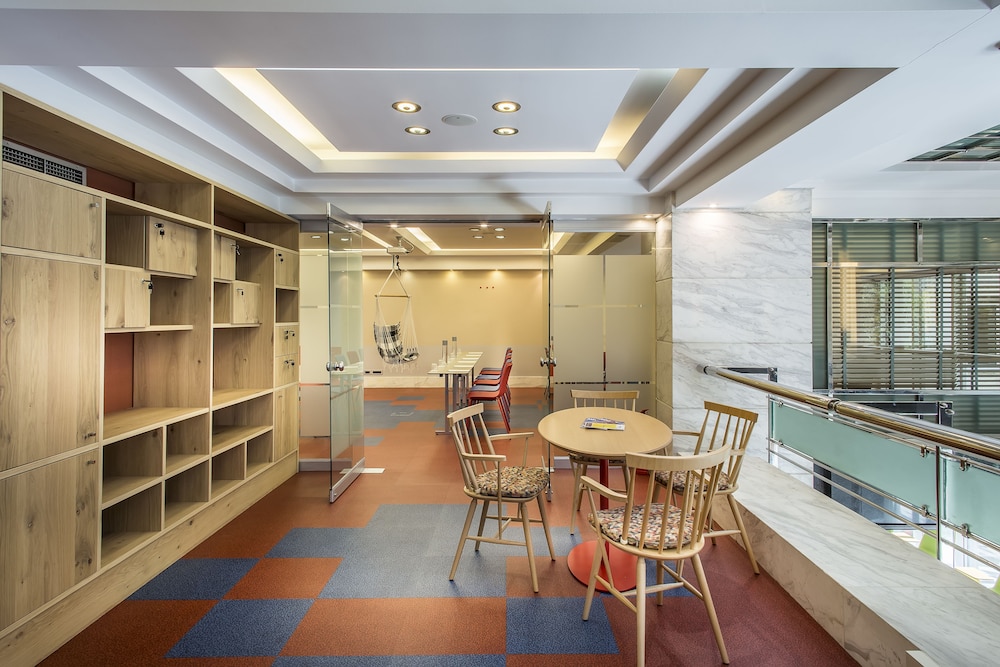 Alexandros Hotel Athens, Vassilicos House of Hospitality — Restaurant & bars in Athens, Attica
