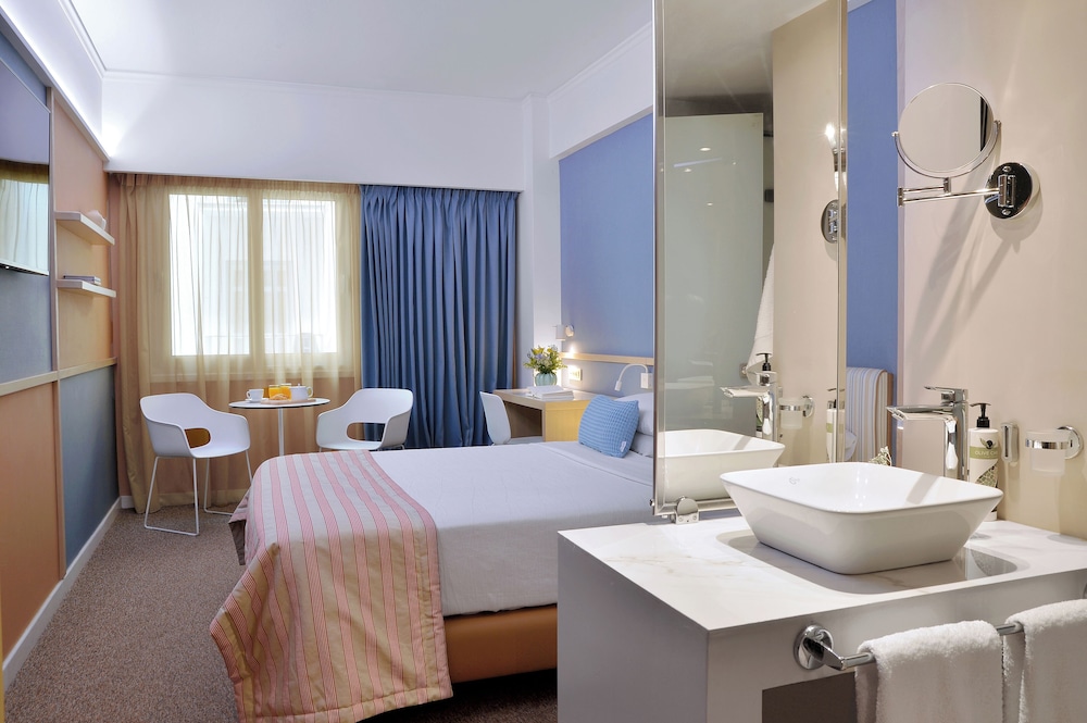 Alexandros Hotel Athens, Vassilicos House of Hospitality — Hotel rooms in Athens, Attica