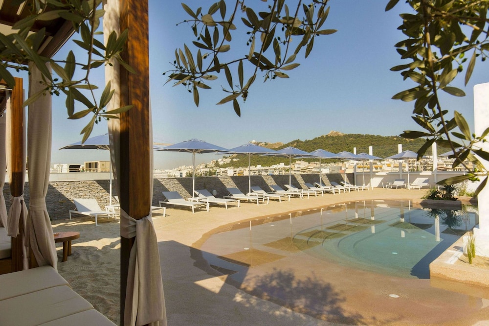 Alexandros Hotel Athens, Vassilicos House of Hospitality — Swimming pool in Athens, Attica