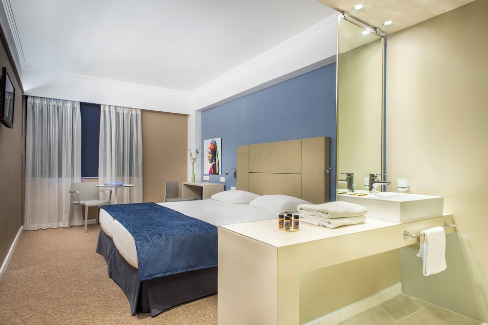 Alexandros Hotel Athens, Vassilicos House of Hospitality — Hotel rooms in Athens, Attica