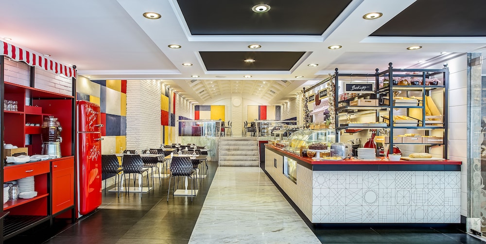 Alexandros Hotel Athens, Vassilicos House of Hospitality — Restaurant & bars in Athens, Attica