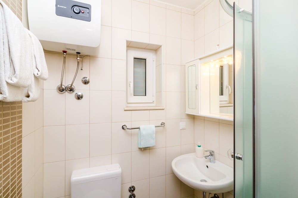 Nikola Apartments — Hotel rooms in Dubrovnik, Dubrovnik-Neretva