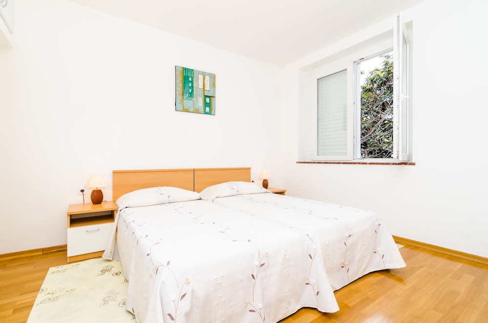 Nikola Apartments — Hotel rooms in Dubrovnik, Dubrovnik-Neretva