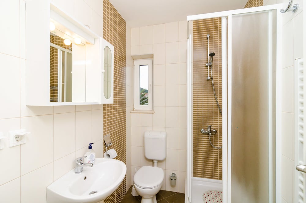 Nikola Apartments — Hotel rooms in Dubrovnik, Dubrovnik-Neretva