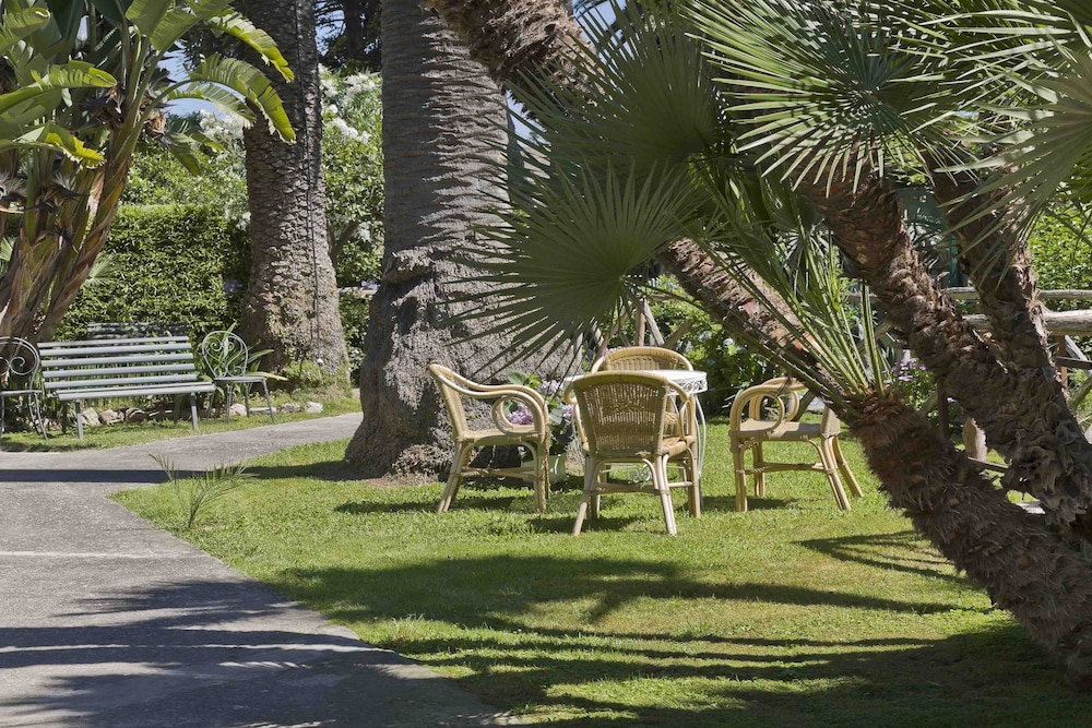 Hotel Eden — Restaurant & bars in Sorrento, Campania