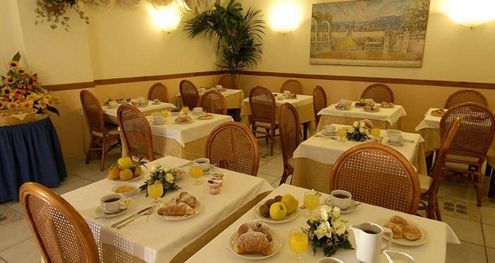 Hotel Eden — Restaurant & bars in Sorrento, Campania