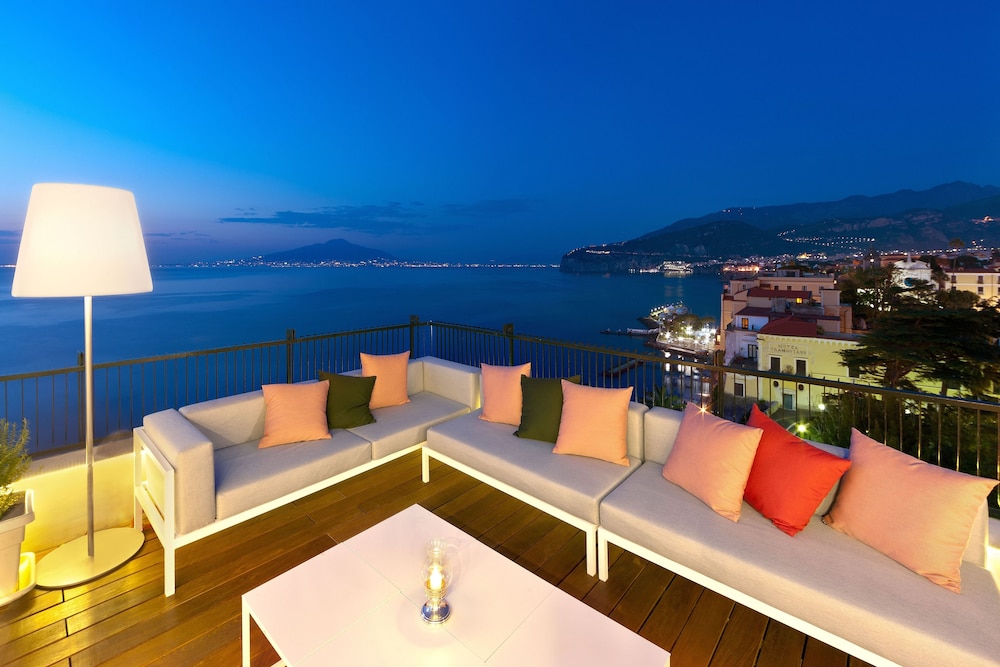 Continental — Attractions in the area in Sorrento, Campania