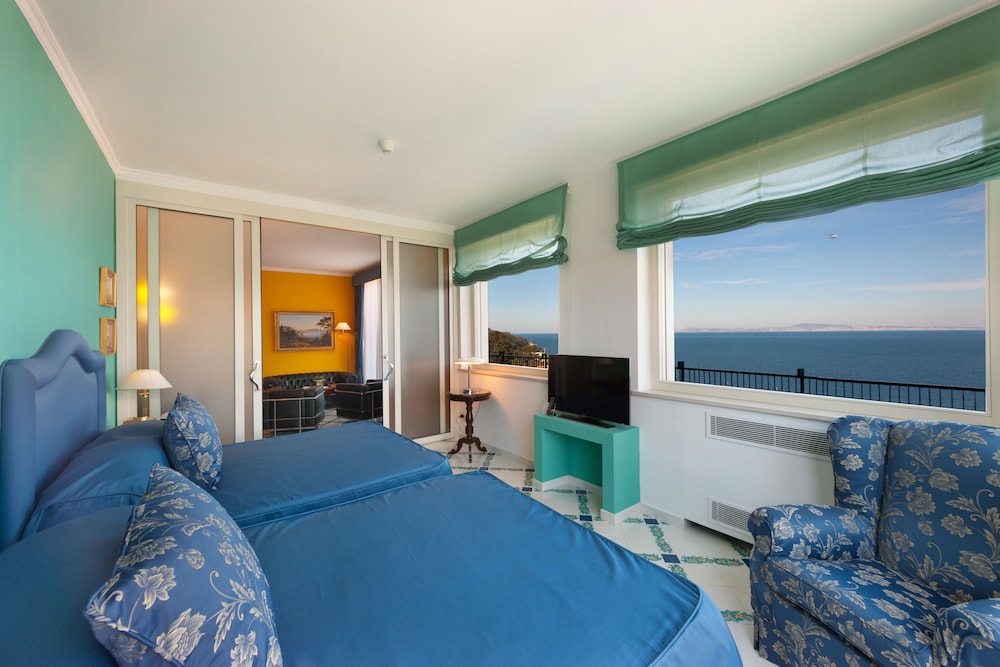 Continental — Hotel rooms in Sorrento, Campania