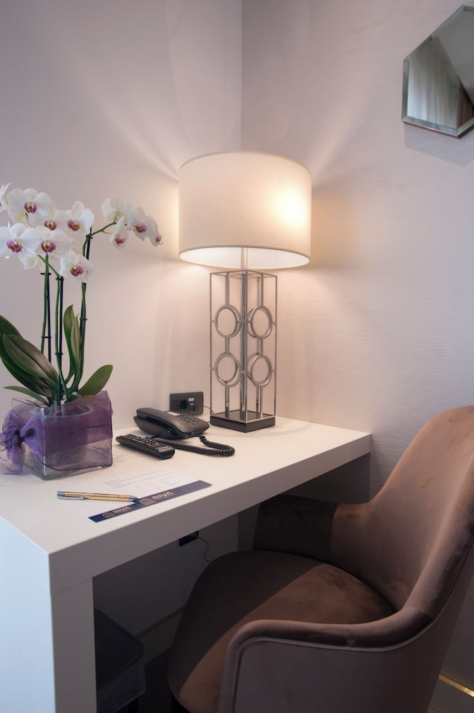 Hotel Riva by Aycon — Hotel rooms in Petrovac, Budva Municipality