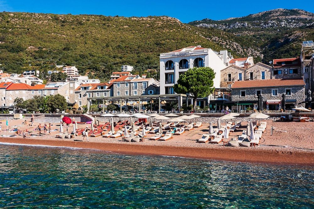 Hotel Riva by Aycon
